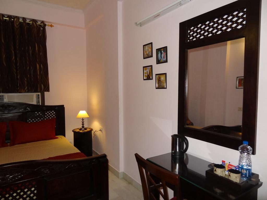 Tulsian Guest House & Apartments Jaipur Rum bild